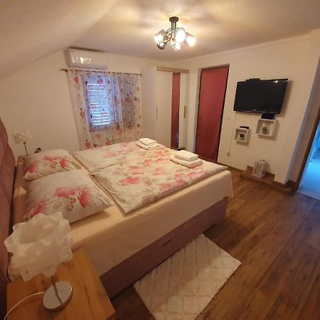 Apartment Magdalena Knin Dış mekan fotoğraf